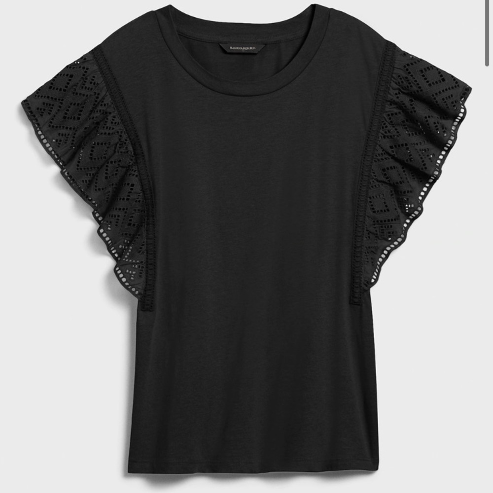 Banana republic eyelet ruffle top